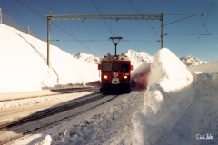 ABe 4/4 52 / Standort: In Alp Grüm / Datum: 11.02.2001 / Zugnummer Reg 464