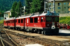 ABe 4/4 52 / Standort: In Pontresina / Datum: 08.07.2002 / Zugnummer D 421