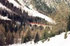 Ge 6/6 II 704 / Standort: Albulatal / Datum: 06.02.2001 / Zugnummer 15 5546